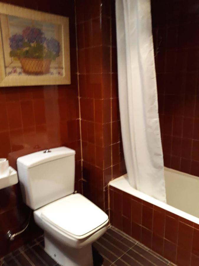 Appartement Apartamento Aguilera à Naut Aran Extérieur photo